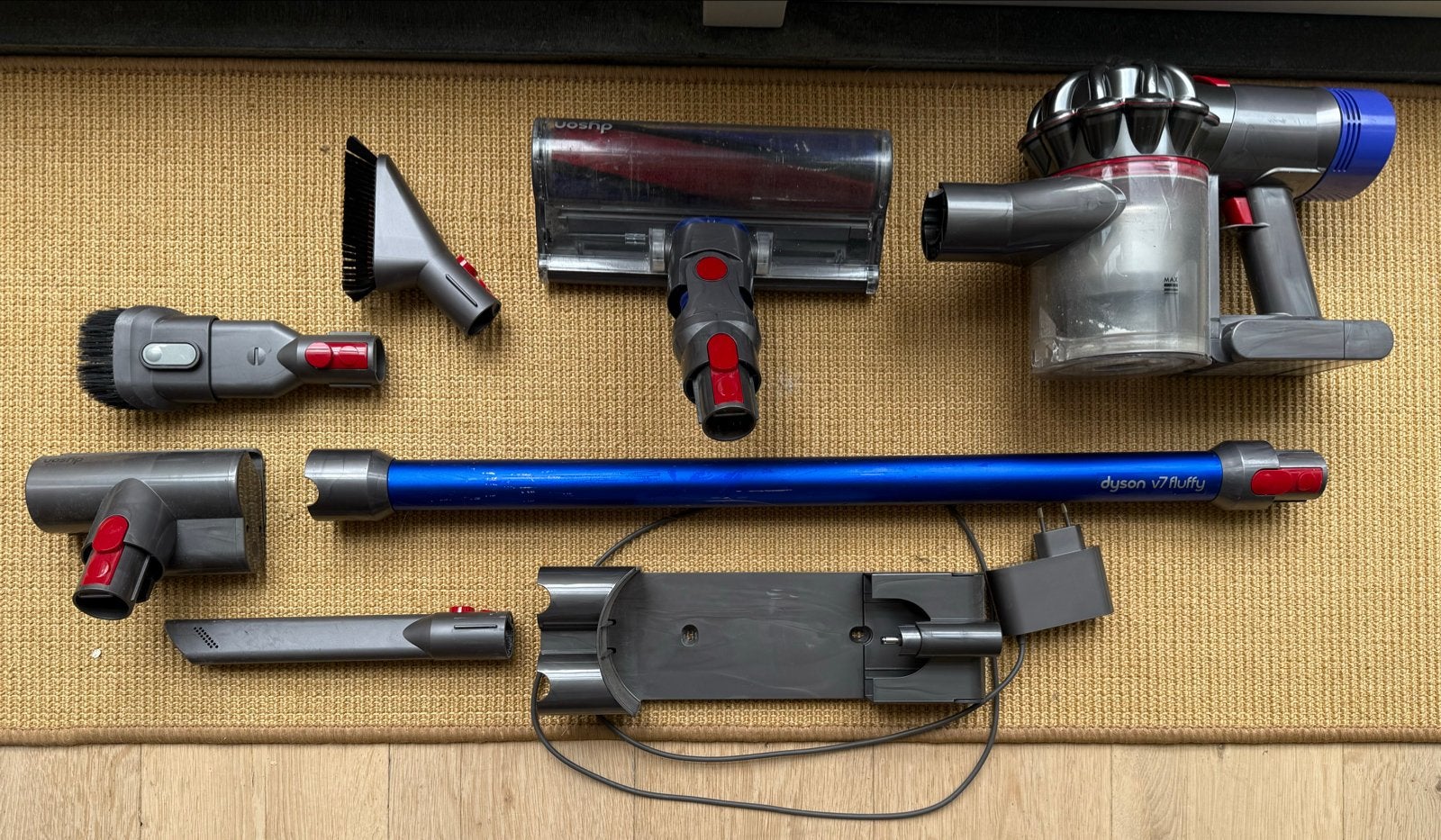 Dyson V7 Fluffy Steelstofzuiger met accessoires, Ophalen, Gebruikt, Draadloos, Dyson