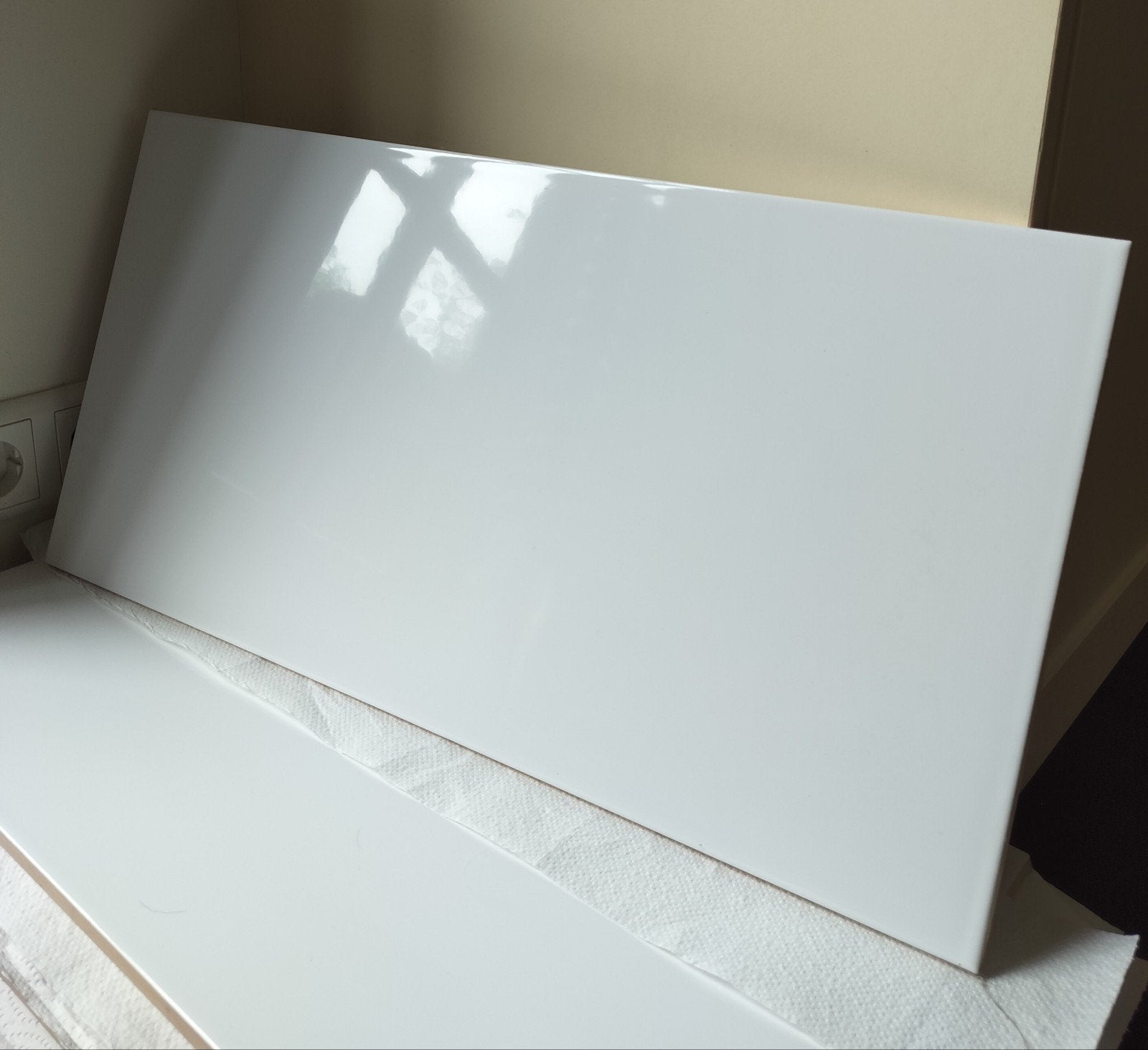 Topmerk! 25 GLANZEND witte Revigrés wandtegels (30x60x1 cm), Ophalen, 60 cm of meer, Nieuw, 5 tot 10 m²