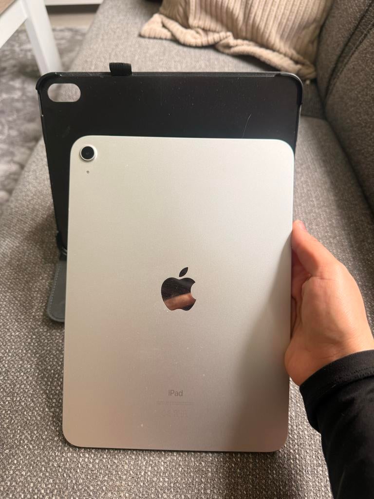Apple iPad 10e generatie - Zo goed als nieuw, 10 inch, Apple iPad, Ophalen of Verzenden, Zo goed als nieuw