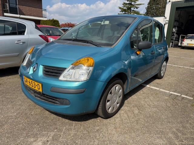 Renault Modus 1.2-16V Campus, Auto's, Renault, Voorwielaandrijving, Gebruikt, Metallic lak, 4 cilinders
