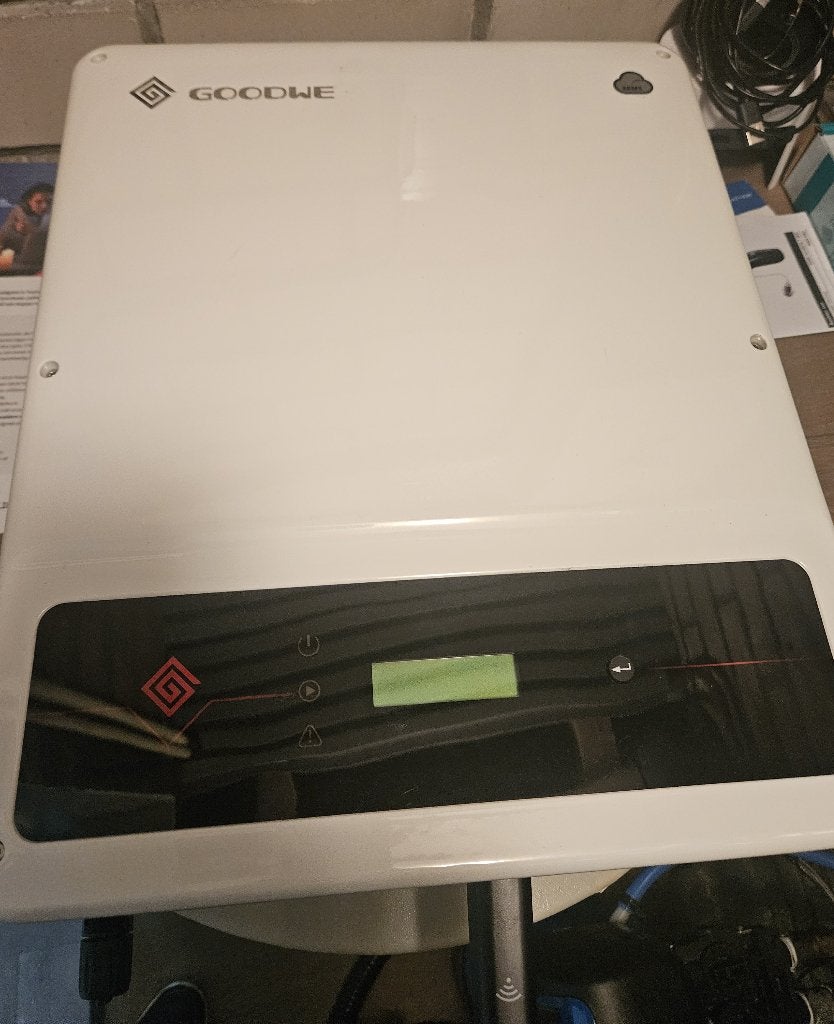 GOODWE Omvormer GW5000dt, Ophalen of Verzenden, Zo goed als nieuw, Overige typen, 200 wattpiek of meer