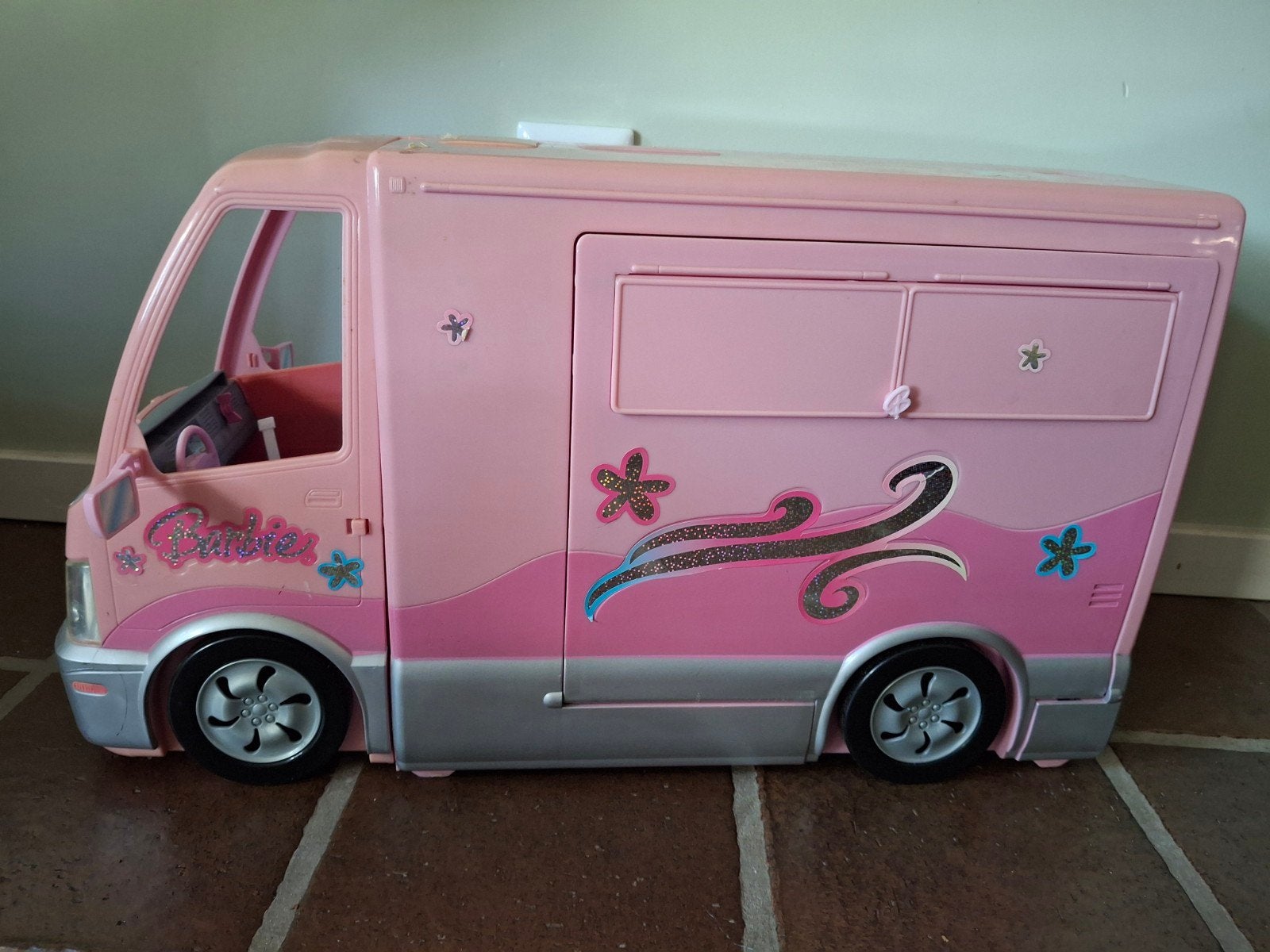 Barbie Camper Roze met Accessoires, Ophalen of Verzenden, Gebruikt