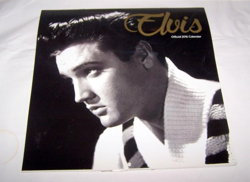 Grote 2016 Elvis kalender met 12  foto's en middenposter., Ophalen of Verzenden, Nieuw, Poster, Artwork of Schilderij