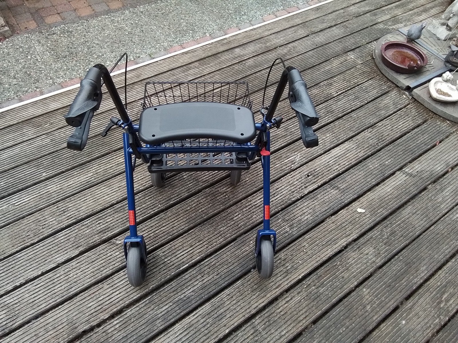 Rollator opvouwbaar zitting inhoogte instelbaar remmen ., Ophalen, Duwrolstoel