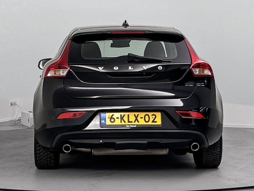 Volvo V40 1.6 T3 Momentum, Auto's, Voorwielaandrijving, Gebruikt, 4 cilinders, Leder en Stof