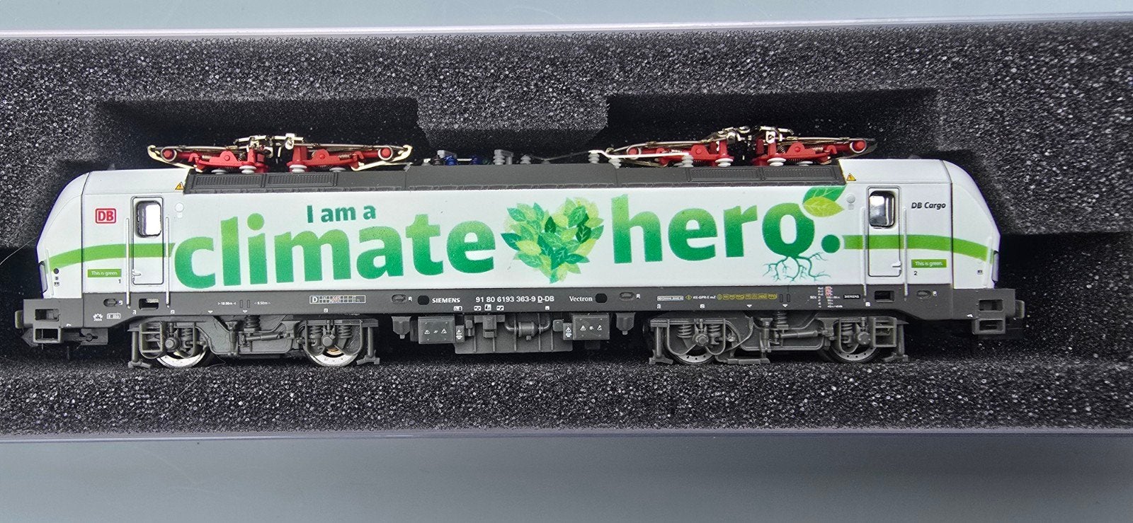 Hobbytrain vectron climate hero dcc digitaal top vvp, Hobby en Vrije tijd, Modeltreinen | N-Spoor, Overige merken, Ophalen of Verzenden