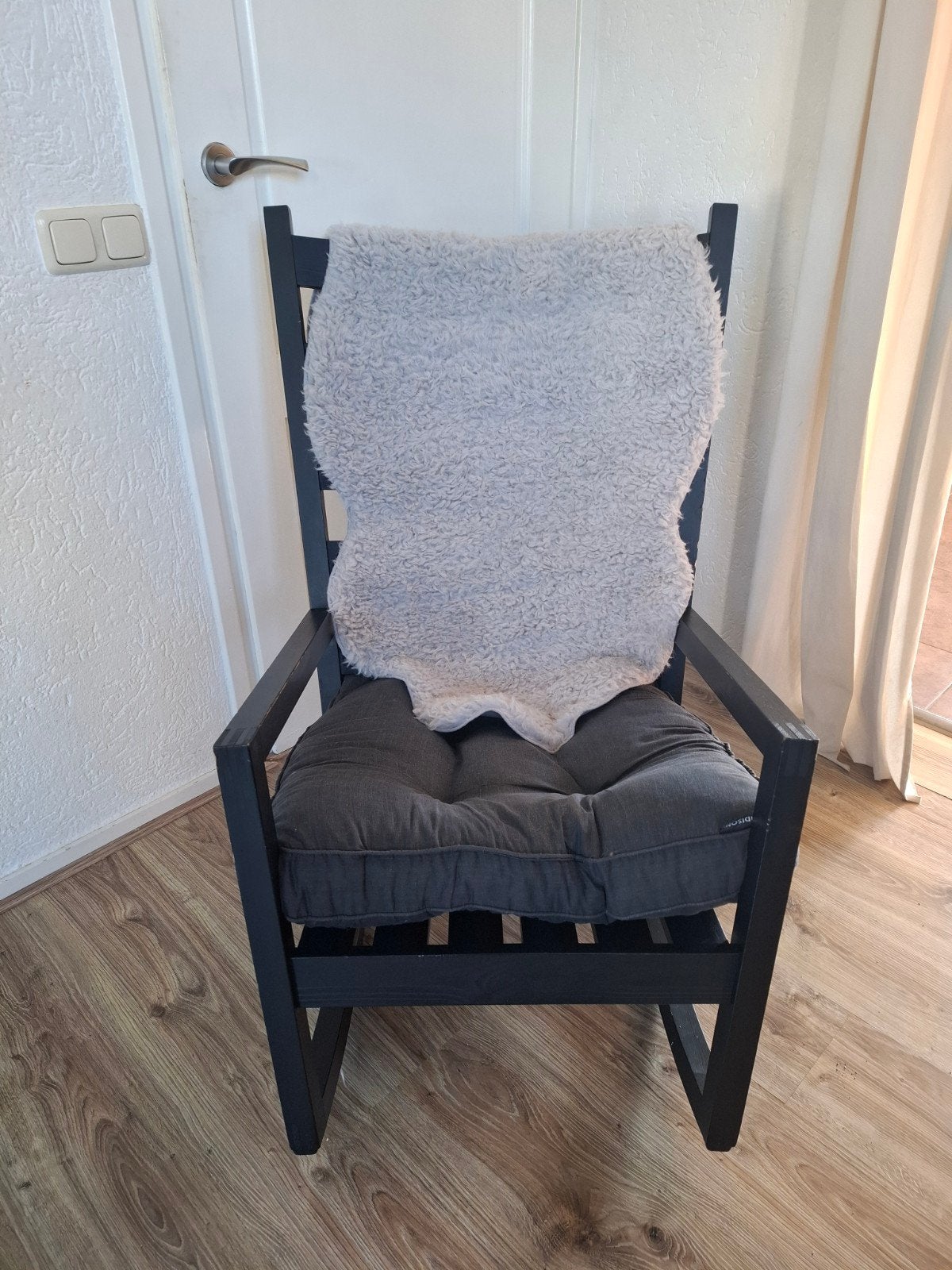 IKEA houten schommelstoel met kussen en kleedje, Ophalen, Zwart, Schommelstoel, Eén