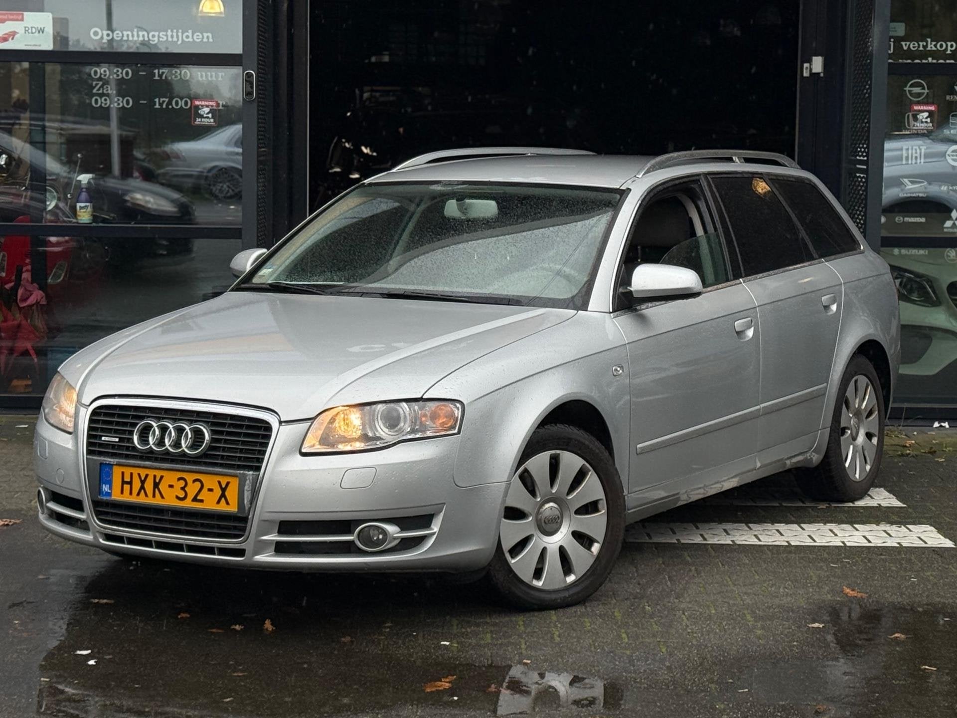 Audi A4 Avant 2.0 TFSI quattro AUTOMAAT/NAVI/STLVRM/APK 13-8, Auto's, Automaat, Stof, Gebruikt, Beige