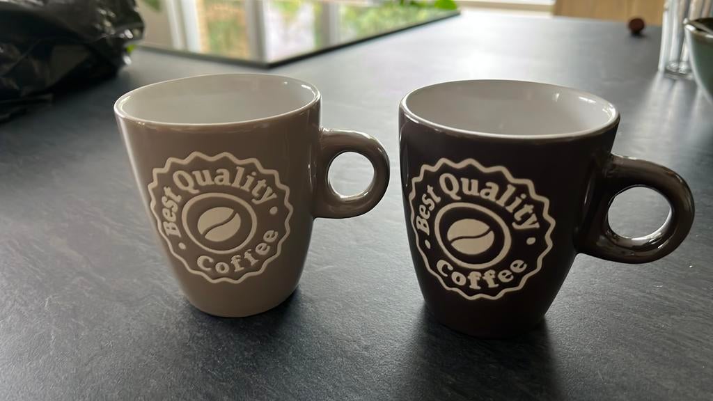 Koffiekopjes, Ophalen of Verzenden, Aardewerk, Overige stijlen, Kop(pen) en/of Schotel(s)