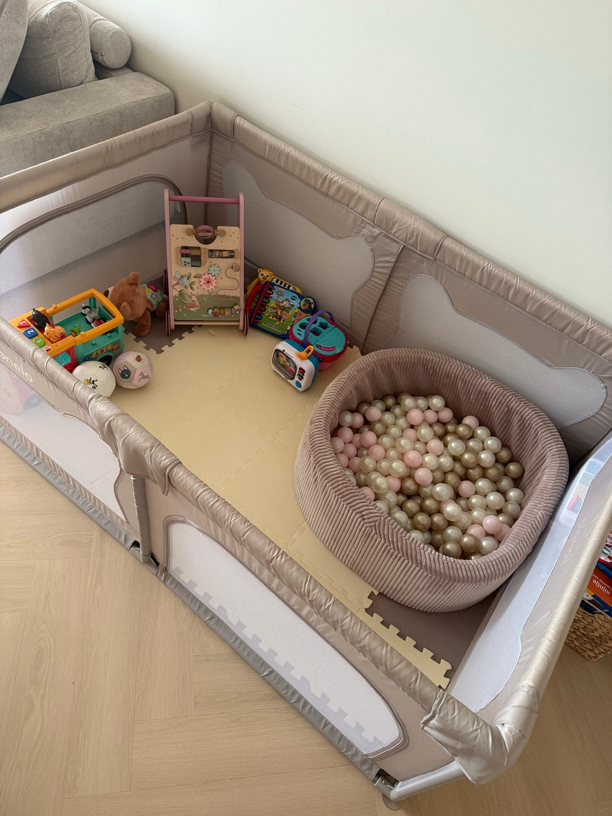 Lionelo Box, Ophalen, Zo goed als nieuw, Rechthoekig
