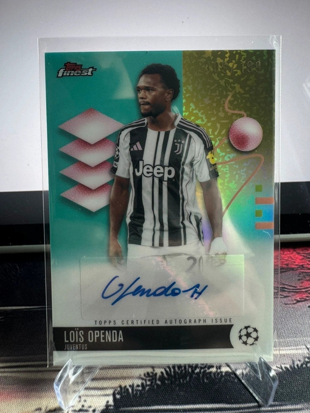 Topps Finest Lois Openda Autograph Kaart Juventus, Ophalen of Verzenden, Zo goed als nieuw, Buitenlandse clubs, Spelerskaart
