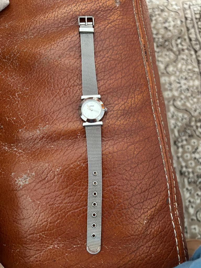 Dames  horloge lotus, Sieraden, Tassen en Uiterlijk, Horloges | Dames, Ophalen, Zo goed als nieuw, Staal, Overige merken