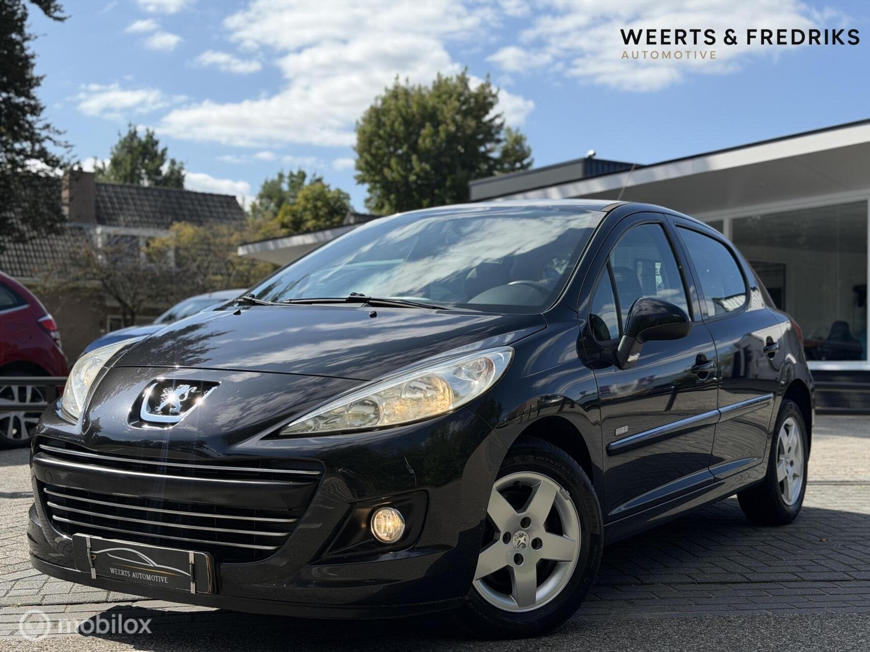 Peugeot 207 1.4 VTi Millesim 200 |CRUISE|TREKHAAK|AIRCO|5DRS, Voorwielaandrijving, Euro 5, Stof, Gebruikt