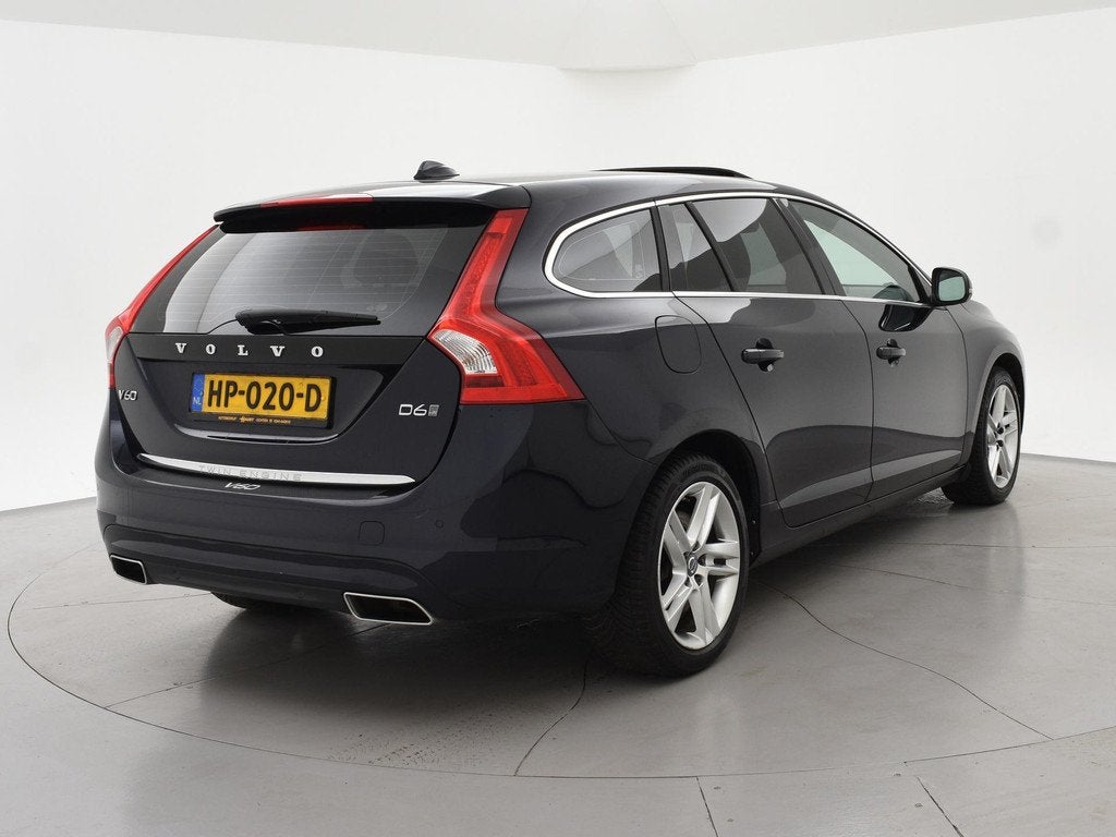 Volvo V60 2.4 D6 TWIN ENGINE *EURO 6* 285 PK + SCHUIFDAK | L, Automaat, Euro 6, Blauw, Vierwielaandrijving