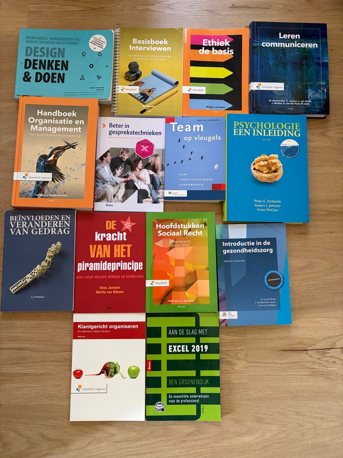 Diverse Studieboeken: Management, Communicatie, Recht, Excel, Boeken, Ophalen of Verzenden, Gamma, Gelezen, HBO