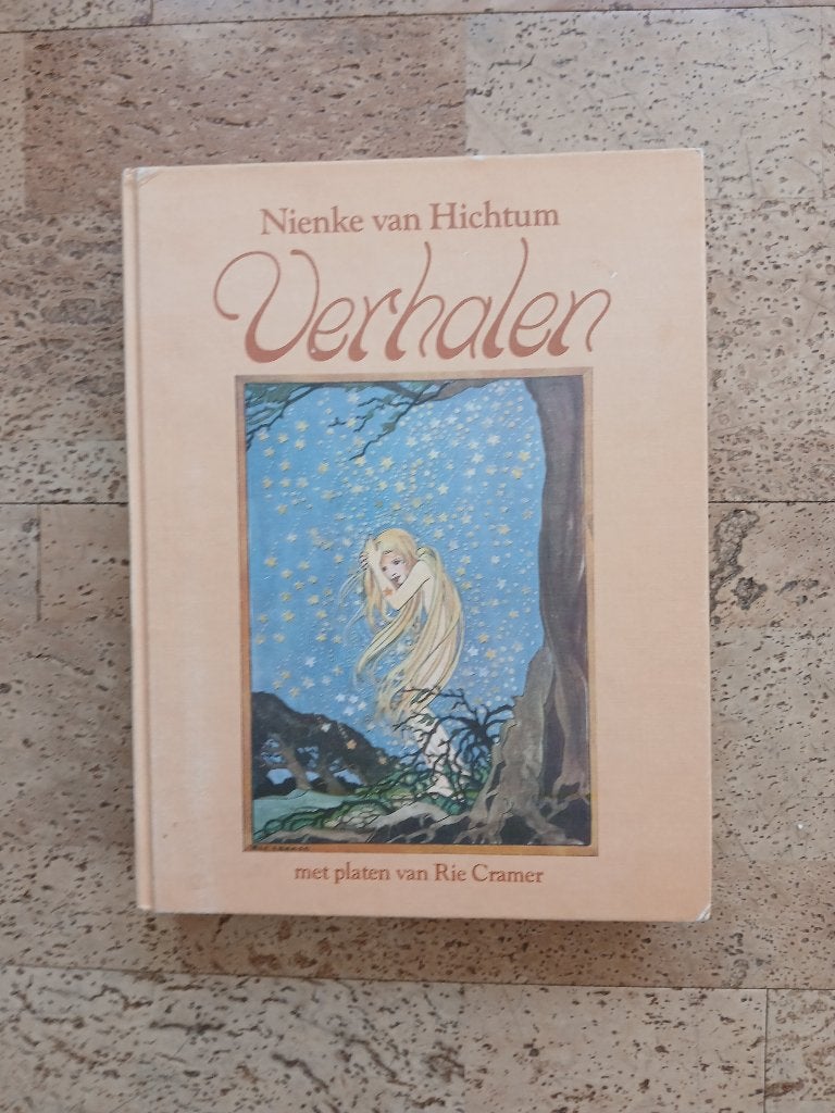 Verhalen Nienke van Hichtum Rie Cramer sprookjes, Ophalen of Verzenden, Zo goed als nieuw, Nienke van Hichtum, Fictie algemeen
