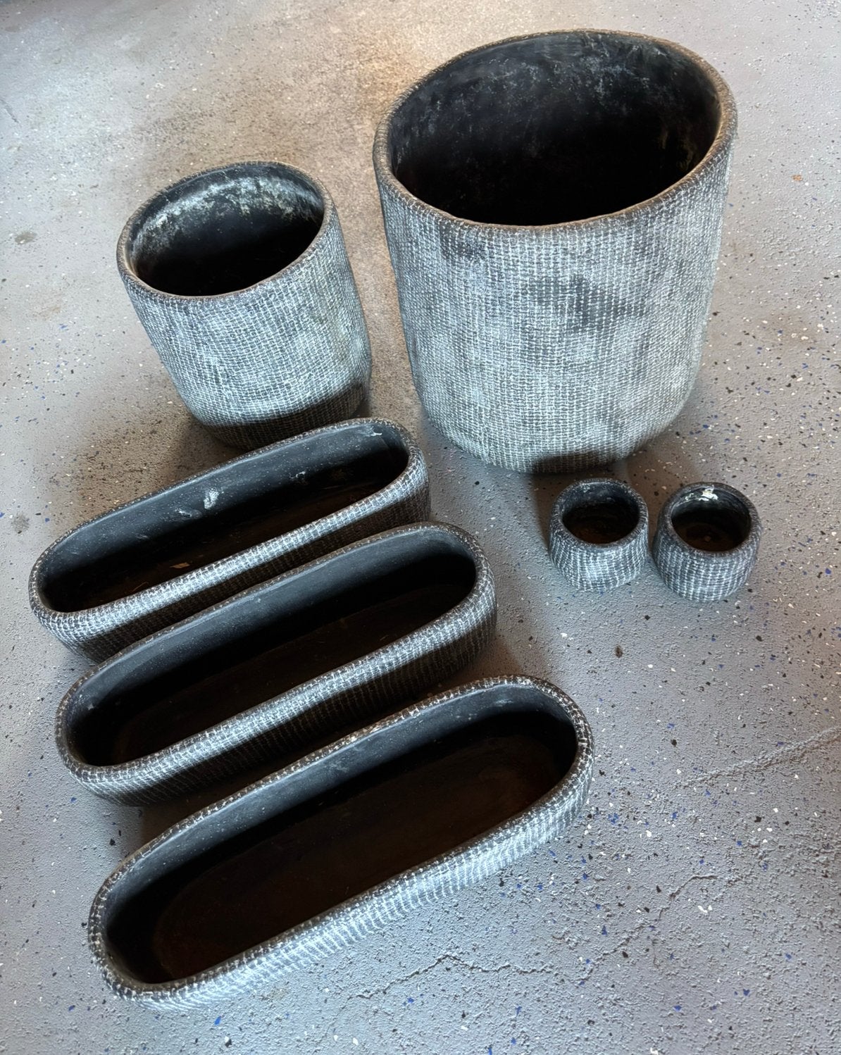 Mooie set decoratieve binnenpotten, Ophalen