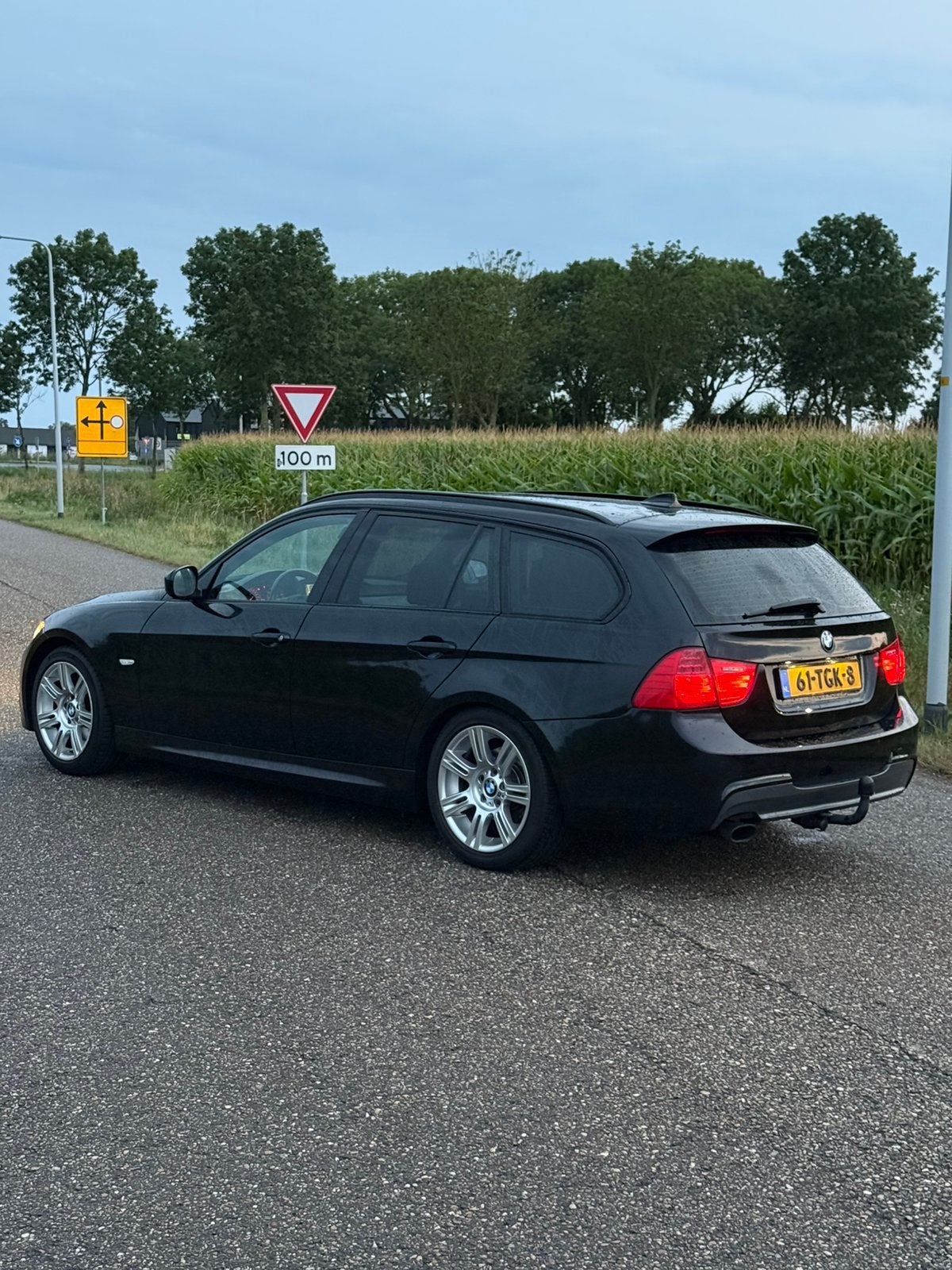 BMW 3-Serie 320i Touring M-Sport, Auto's, BMW, Achterwielaandrijving, 1995 cc, Zwart, 4 cilinders