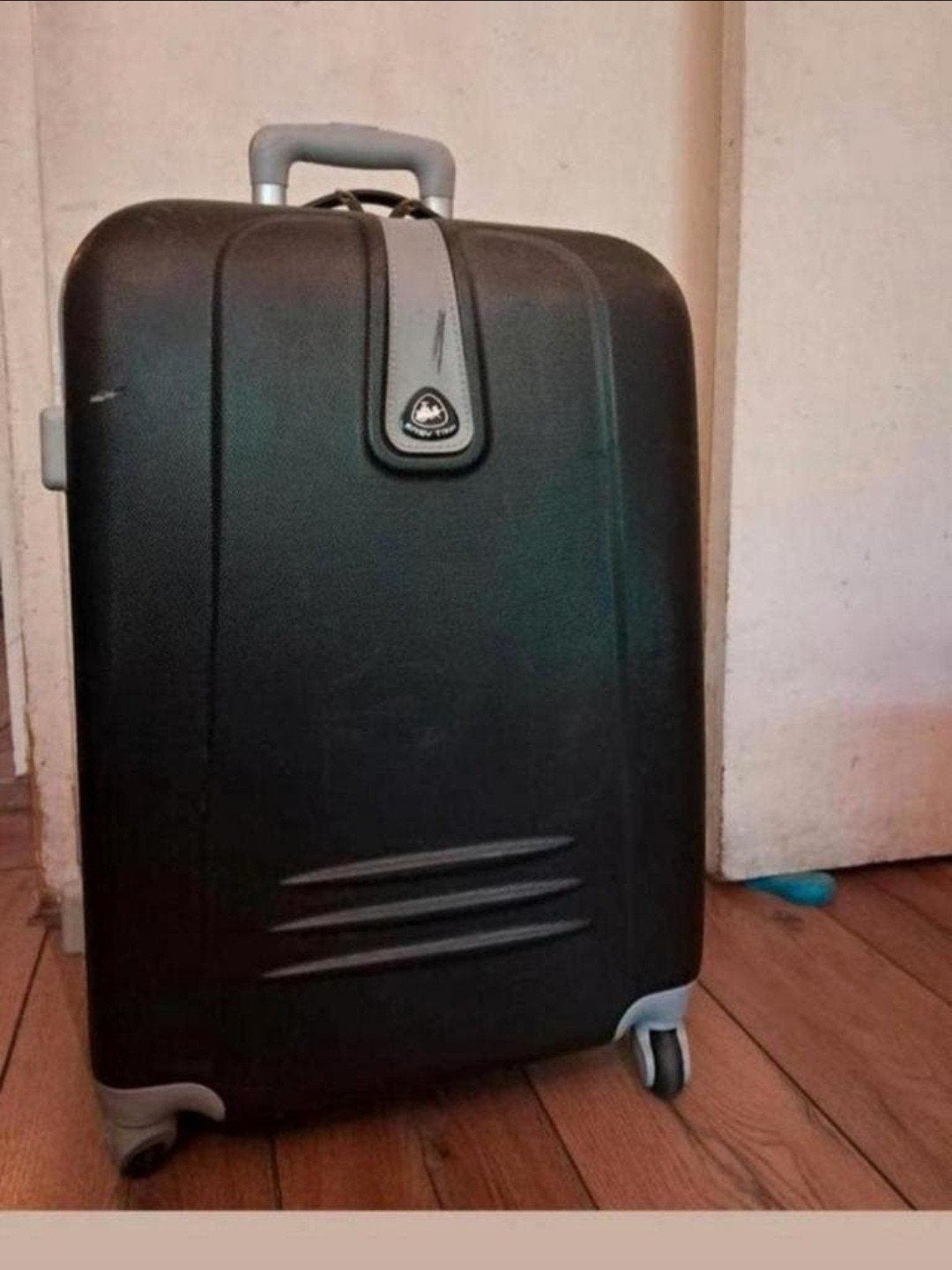 Te koop, Easy trip merk reiskoffer/Baggage., Ophalen, Hard kunststof