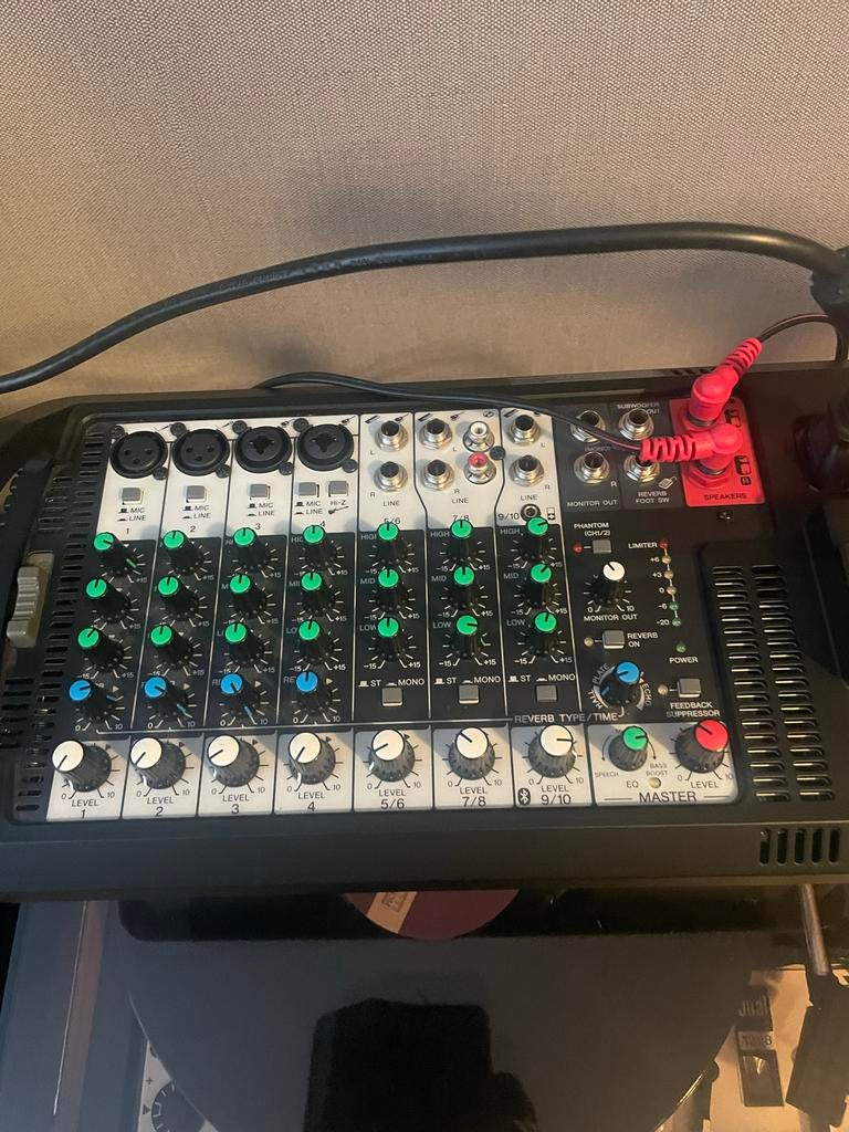 Yamaha Stagepas 600BT Draagbaar PA-Systeem met Bluetooth, Muziek en Instrumenten, Ophalen of Verzenden, Gebruikt, Minder dan 500 watt