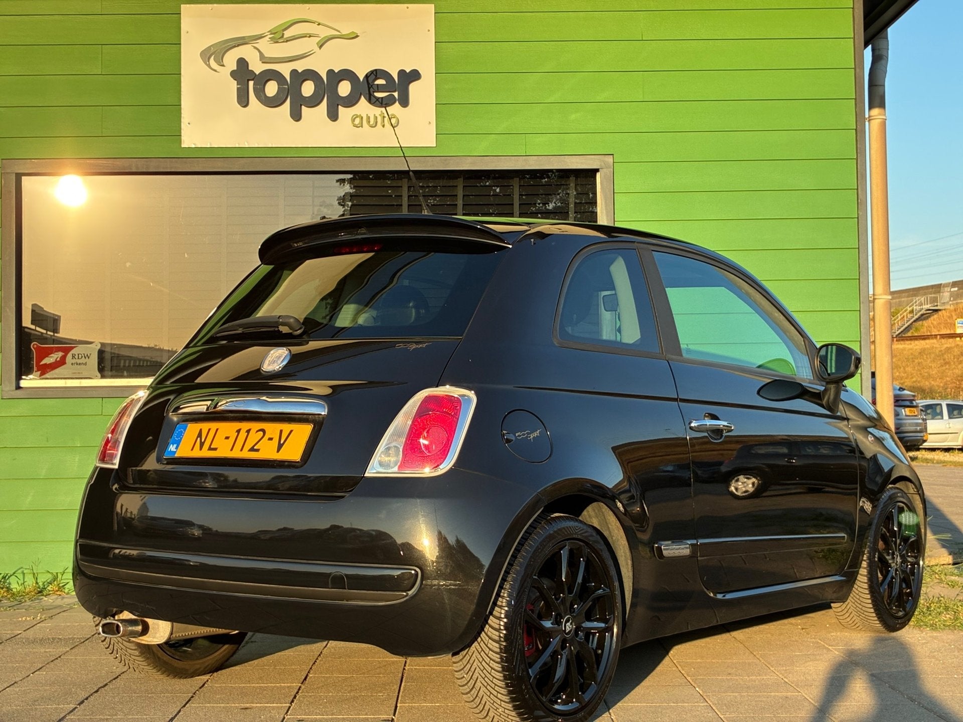 Fiat 500 1.4-16V Pop|Navigatie|D-riem v.v.|Climatronic|Carpl, Voorwielaandrijving, 101 pk, Gebruikt, 31 €/maand