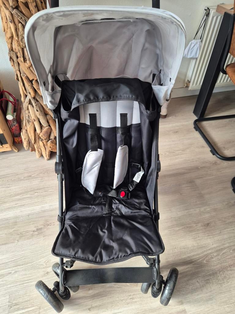 Compacte en lichte buggy met zonnekap, Ophalen, Gebruikt, Overige merken, Verstelbare rugleuning