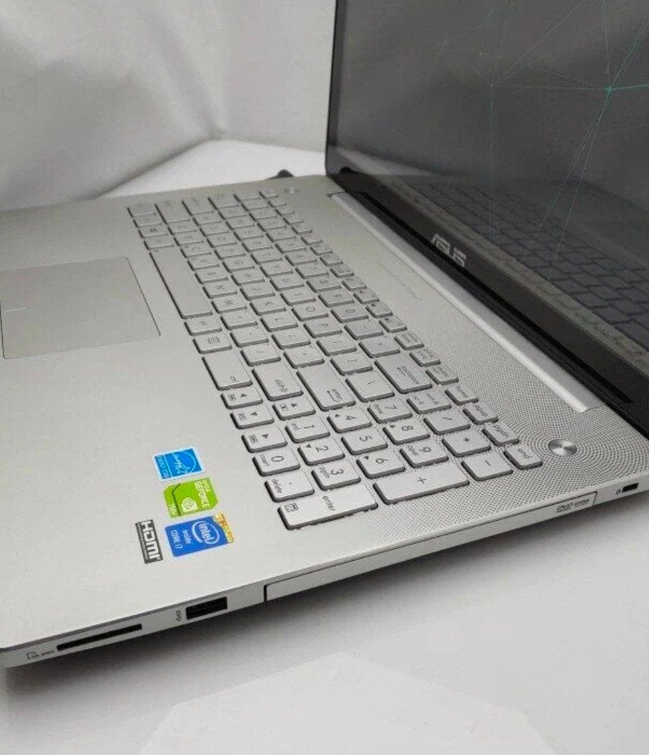 asus i7 laptop, Ophalen, 2 tot 3 Ghz, Intel® Core™ i7 , Zo goed als nieuw
