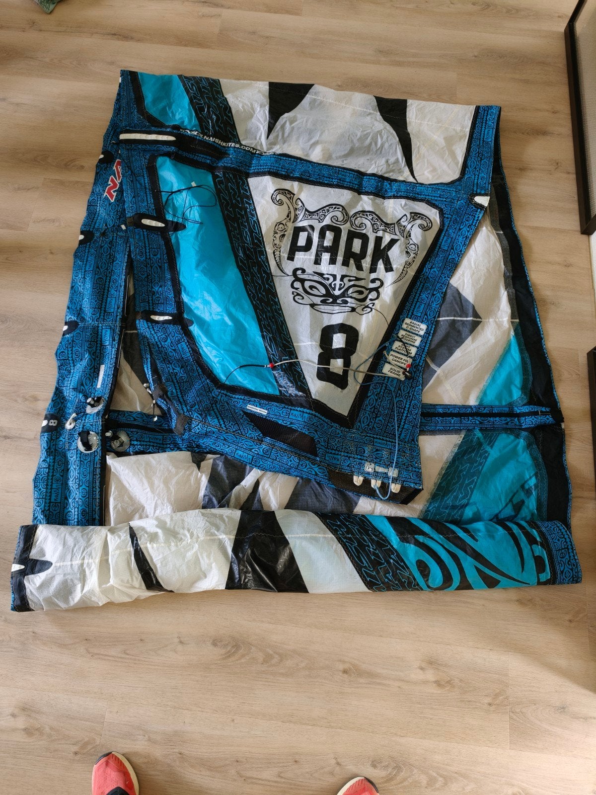 Naish Park 8m² Kitesurf Kite, Watersport en Boten, Kitesurfen, Geen board, Ophalen
