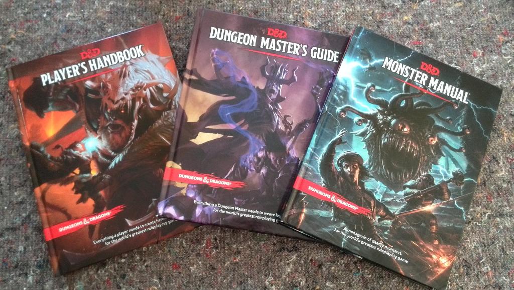 Dungeons & Dragons 5e Editie 3x basisboeken: PHB, DMG MM, Vijf spelers of meer, Ophalen of Verzenden, Zo goed als nieuw, WotC