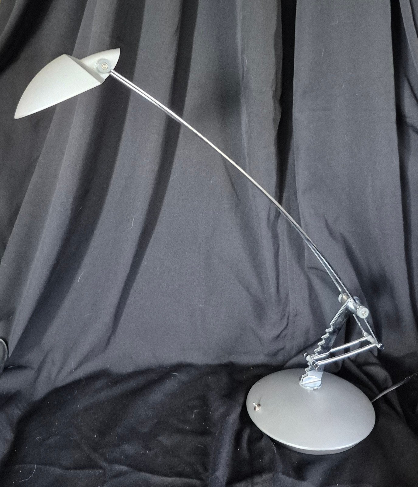 2 dezelfde massive lampen jaren 90. Metaal grijs chroom, Bureaulamp, Gebruikt, Grijs, Metaal