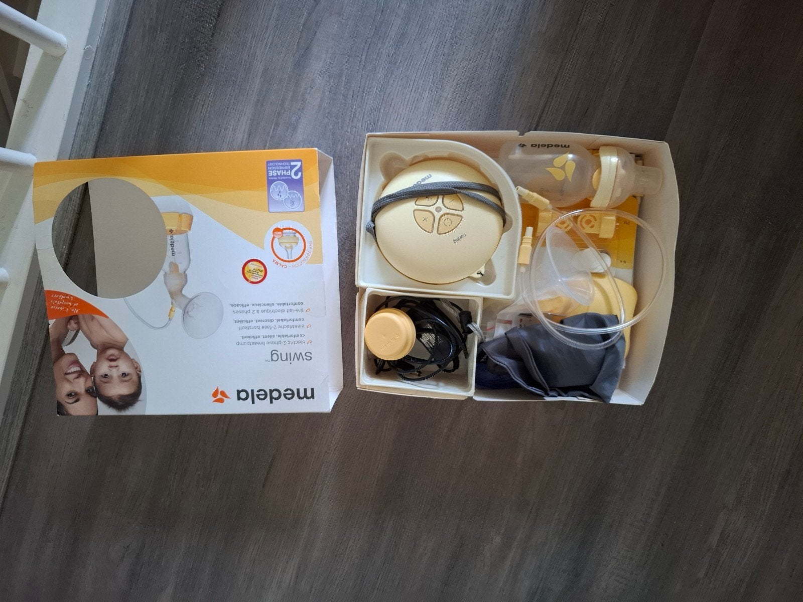 medela swing + medela breastmilk store & feed set, Ophalen, Zo goed als nieuw, Borstkolf, Medela