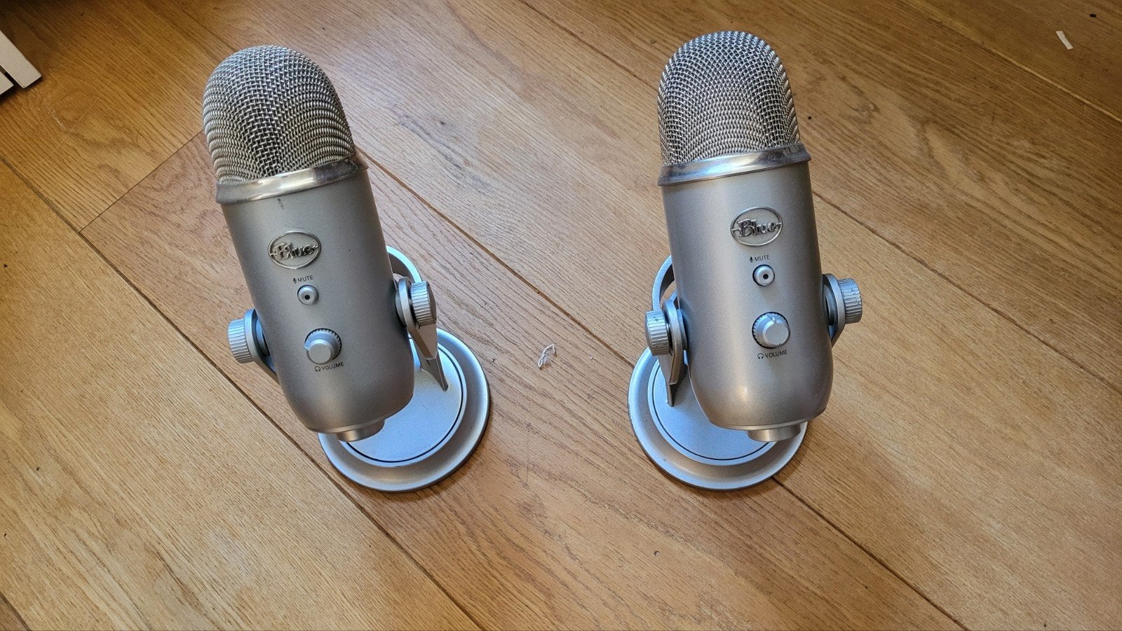 Blue Yeti USB Microfoons (2 stuks) - Ideaal voor streaming, Ophalen of Verzenden