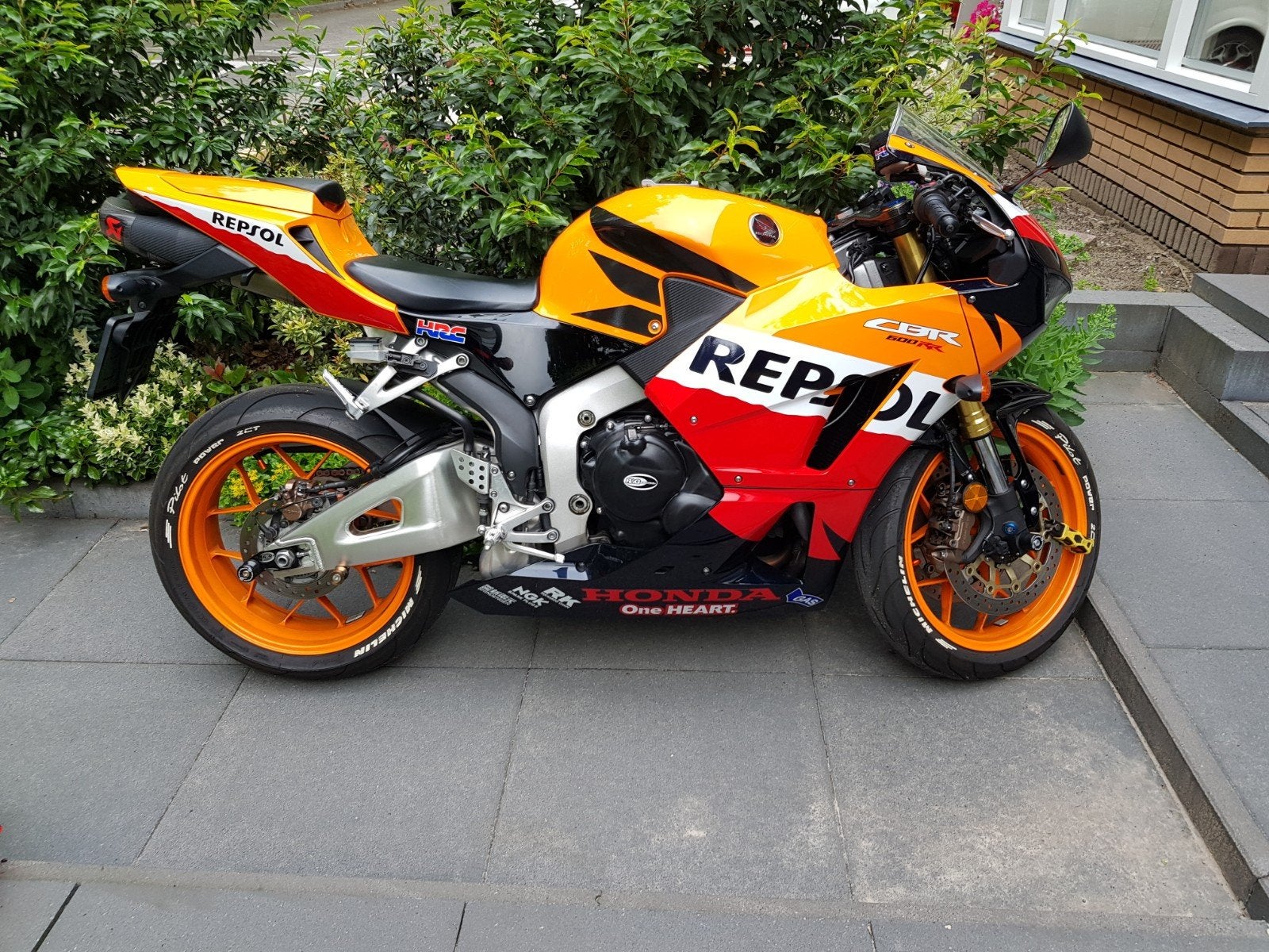 Honda CBR 600 RR Repsol 2014 - 1e eigenaar, Akrapovic, Particulier