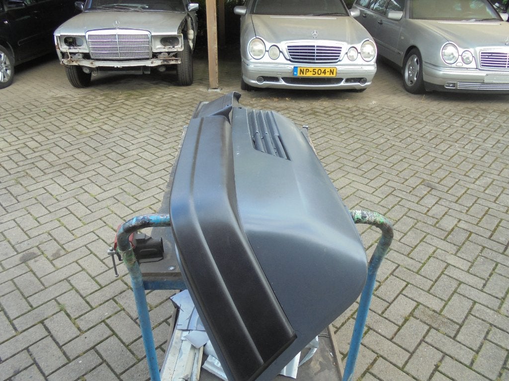Voorbumer W201 190, Voor, Nieuw, Ophalen of Verzenden, Oldtimer onderdelen