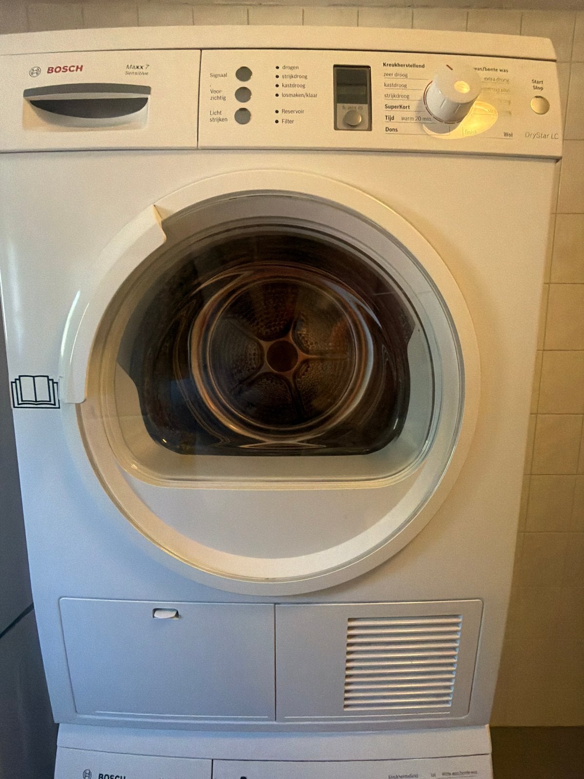 Bosch Wasmachine en droger - Zuinig en Goed Onderhouden, Ophalen, Zo goed als nieuw, 85 tot 90 cm, 1200 tot 1600 toeren
