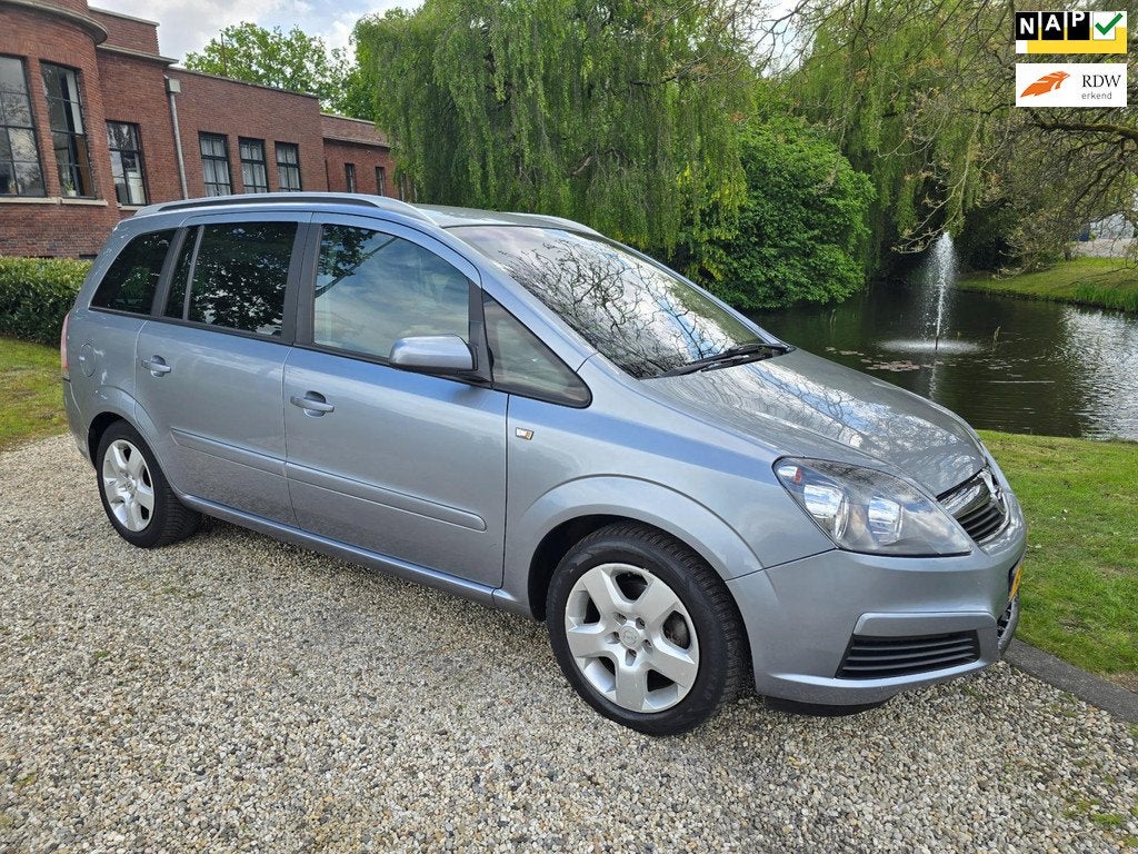 Opel Zafira 1.8 Executive 7-PERSOONS airco/CRUISE *apk:05-20, Auto's, Opel, Automatische klimaatregeling, Gebruikt, 4 cilinders