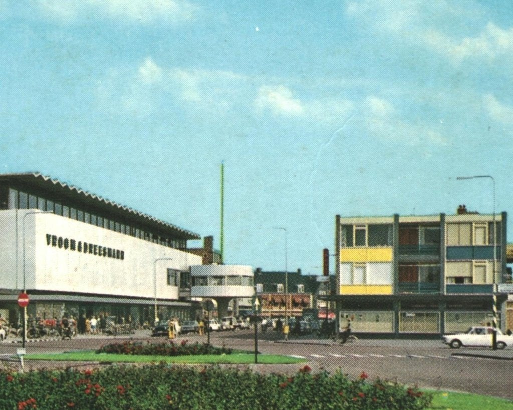 41821 Den Helder NH 1970 Wederopbouw Beatrixstraat Gelopen, Ophalen of Verzenden, 1960 tot 1980, Gelopen, Noord-Holland
