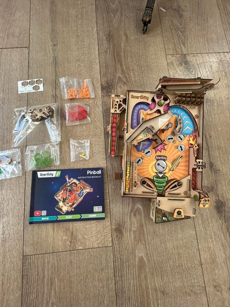 Smartivity Pinball Flipperkast - ZGAN, Ophalen of Verzenden, Zo goed als nieuw, Bouwen, Met geluid