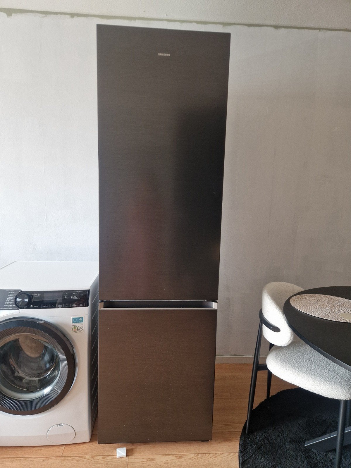 Samsung RB38C605CBI Koelkast met vriezer - Zo goed als nieuw, Ophalen, 200 liter of meer, Met aparte vriezer, 160 cm of meer