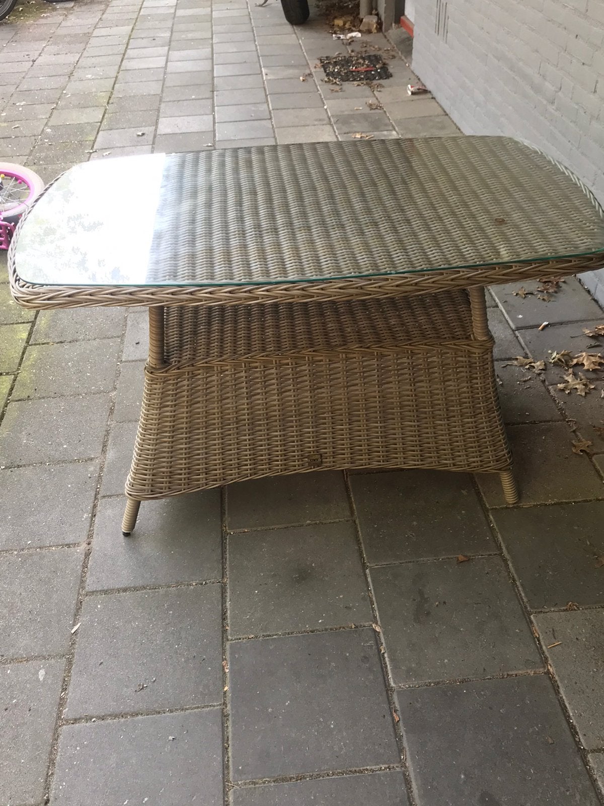 Tuintafel met glasplaat 120 bij 75 cm en 66 cm hoog, Ophalen, Zo goed als nieuw, Rechthoekig, Aluminium