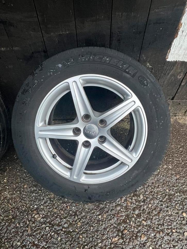 Originele Audi a4 avant a3 b9 w8 velgen 5x112 16? Michelin, Auto-onderdelen, Banden en Velgen, Niet ingevuld, Gebruikt, 16 inch