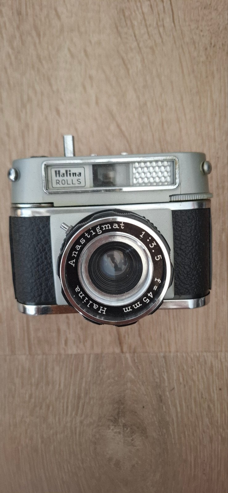 Analoge camera Halina Rolls uit 1960, Verzenden