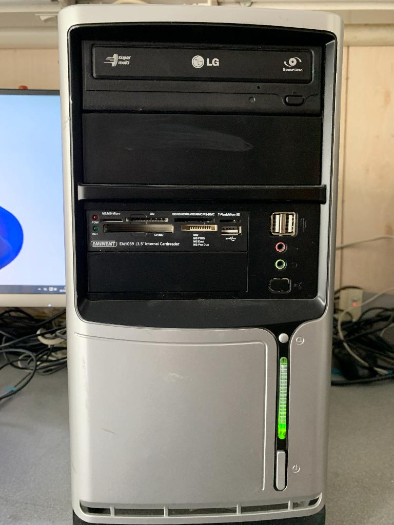 Goeie  computer voor dagelijks gebruik 3e Generatie i7-3770, Computers en Software, Desktop Pc's, Ophalen of Verzenden, Zo goed als nieuw