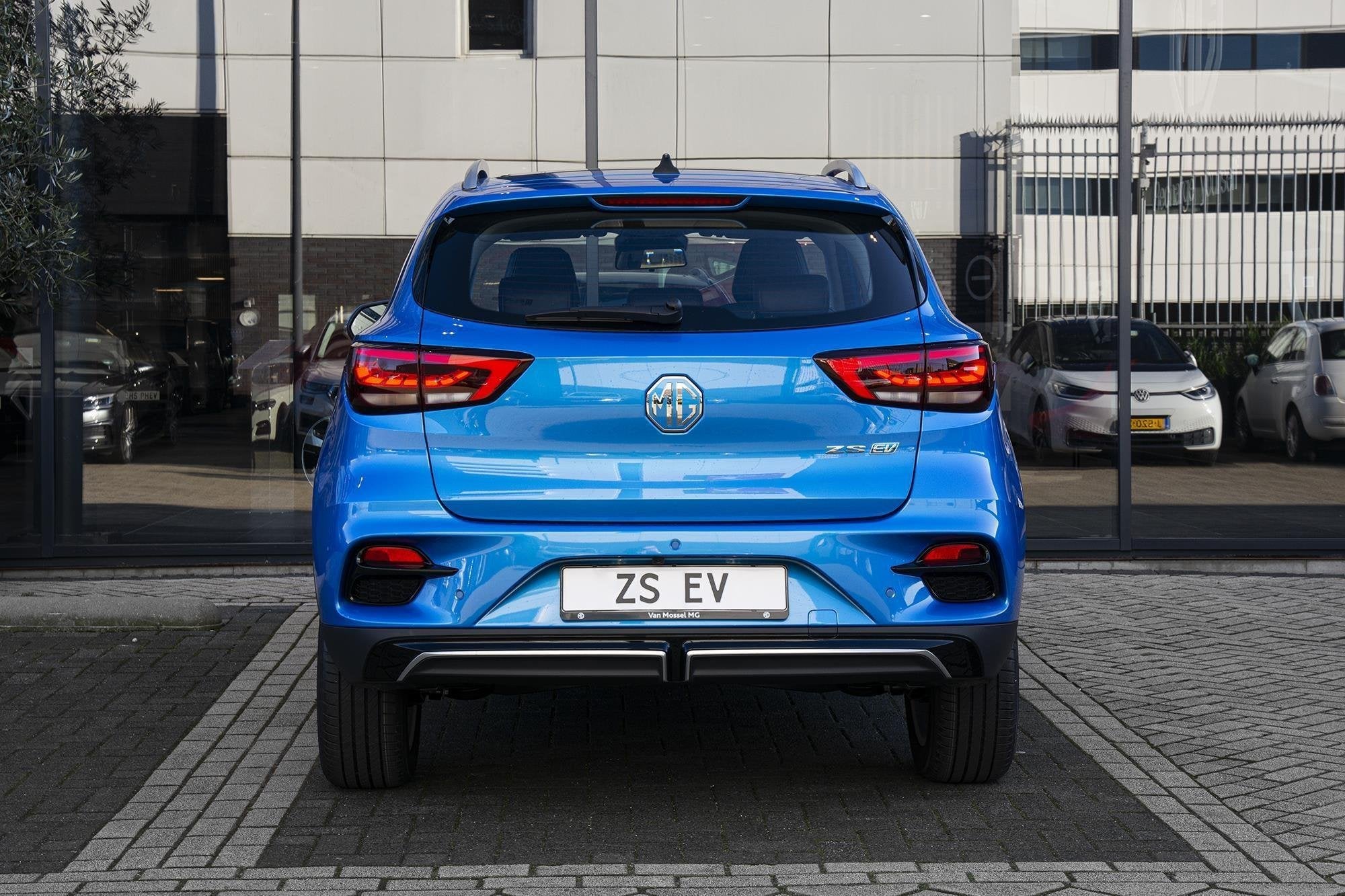 MG MG ZS EV EV Standard Range Luxury 50 kWh Panoramisch schu, Auto's, 12 maanden, Gebruikt, 177 pk, SUV of Terreinwagen