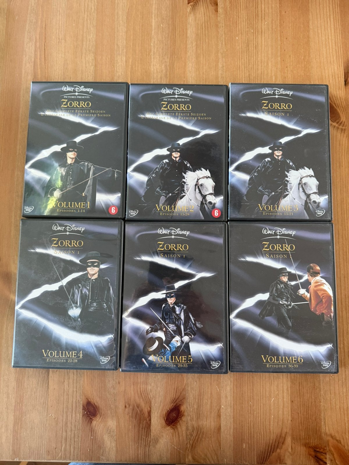 Zorro walt Disney volume 1 - 6 dvd import met nlo, Alle leeftijden, Verzenden, Gebruikt, Komedie