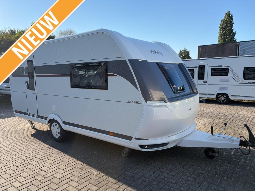 Hobby De Luxe 460 SFF Model 2027, Caravans en Kamperen, Caravans, Hobby, Bedrijf, Tot en met 3, 5 tot 6 meter