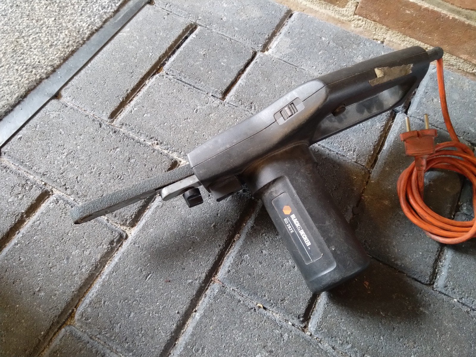 Black & Decker BD282E smalle bandschuurmachine, Ophalen of Verzenden, Gebruikt, Minder dan 700 watt, Overige typen