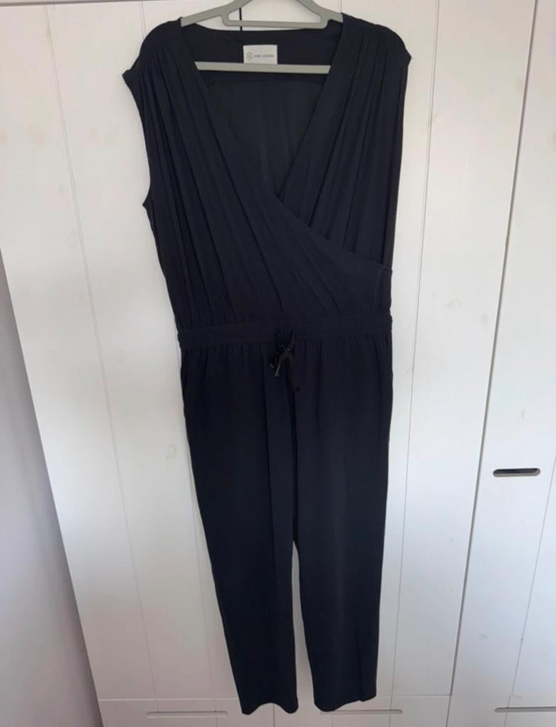 Jane Lushka jumpsuit L travelstof zwart zgan, Kleding | Dames, Jumpsuits, Ophalen of Verzenden, Zo goed als nieuw, Maat 38/40 (M)