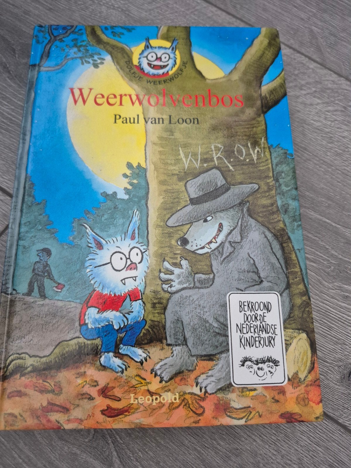Dolfje Weerwolfje: Weerwolvenbos - Paul van Loon, Ophalen of Verzenden, Gelezen, Paul van Loon, Fictie algemeen