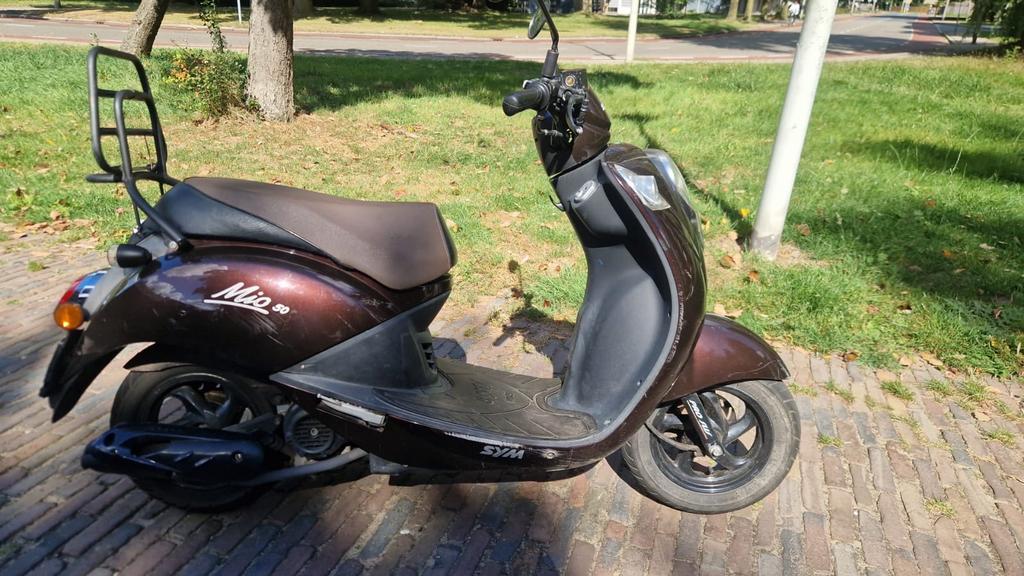 SYM Mio 50 scooter 25 km, Gebruikt, SYM, Ophalen of Verzenden, Benzine